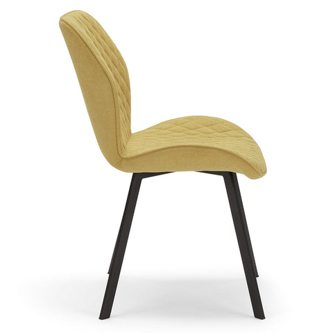 Sedia imbottite in tessuto senape con gambe in metallo