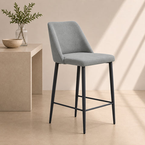Sgabello moderno grigio con seduta imbottita e gambe in metallo