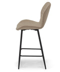 Sgabello imbottito con gambe in metallo