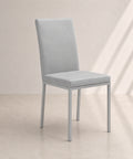 Sedia moderna Licya in ecopelle light grey con struttura in metallo