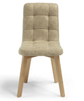 Sedia imbottita con gambe in legno