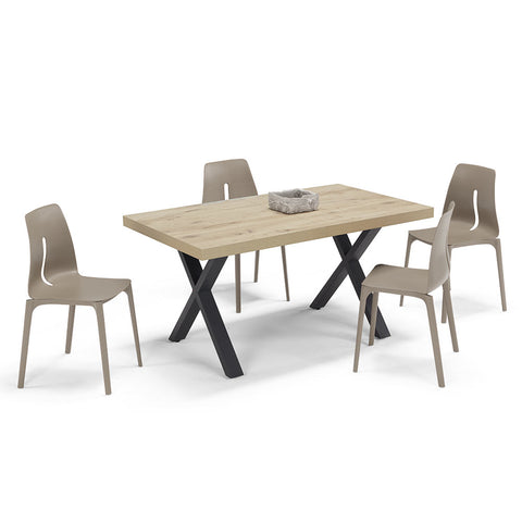 Tavolo con top in legno effetto noce e gambe in metallo con sedie in polipropilene
