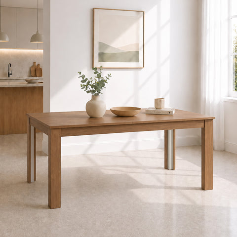 Tavolo allungabile Brio in finitura Noce, design moderno e funzionale, ideale per cucina, soggiorno e sala da pranzo.
