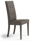 Sedia imbottita stile classico con gambe in legno tortora