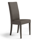 Sedia imbottita stile classico con gambe in legno tortora